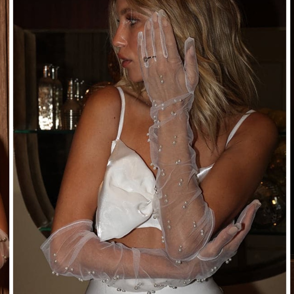 Pearl gloves - Picture 2 of 2